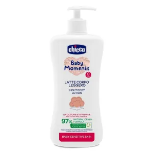 CHICCO Telové mlieko s dávkovačom Baby Moments Sensitive 500 ml, 0m+