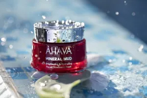 AHAVA Rozjasňujúca a hydratačná bahenná maska pre citlivú pleť Obsah: 50ml