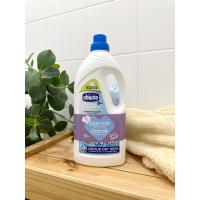 CHICCO Prostriedok prací detský Sensitive 1,5 l (27 praní) + vlhčené obrúsky 72 ks zadarmo