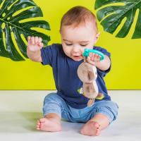 BRIGHT STARTS Hračka s melódiou na C krúžku Pull, Play & Boogie™ žirafa 0m+