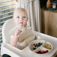 BABYONO Tanier silikónový s prísavkou - beige 6m+