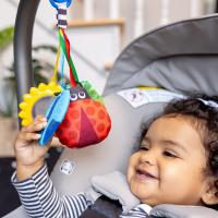 BABY EINSTEIN Hračka senzorická hrkálka a hryzačka bez BPA Outstanding Opus™ 3m+