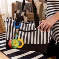 BABY EINSTEIN Hračka senzorická hrkálka a hryzačka bez BPA Outstanding Opus™ 3m+