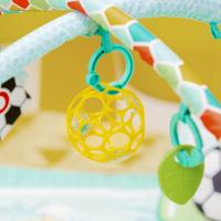 BRIGHT STARTS Deka na hranie s aktivitami Oball Grip & Kick™ 0m+