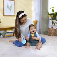 BRIGHT STARTS Hryzačka s hrkálkou Winnie the Pooh™ Hunny & Shake™ 2ks, 0m+