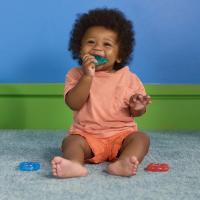 BRIGHT STARTS Hryzačka plnená vodou - 3 tvary, 3m+