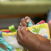 BRIGHT STARTS Hrkálka / Hryzátko, 3m+