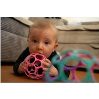 OBALL Hračka Oball™ Classic 10 cm mix farieb 0m+AQUAINT 100% ekologická čistiaca voda 50 ml