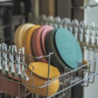 PETITE&MARS Tanier silikónový s prísavkou TAKE&MATCH Misty Green 6m+