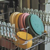 PETITE&MARS Tanier silikónový s prísavkou TAKE&MATCH Dusty Rose 6m+