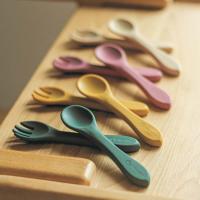 PETITE&MARS Príbor silikónový TAKE&MATCH Desert Sand 6m+