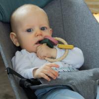 PETITE&MARS Hryzačka silikónová Figures Desert Sand 0m+