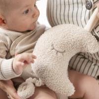 NATTOU Hračka hudobná Teddy mesiačik 25 cm, 0m+