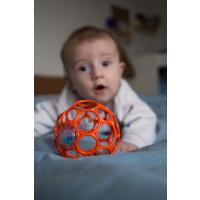 OBALL Hračka Oball RATTLE 10 cm 0m+ orange + 50 ml Aquaint