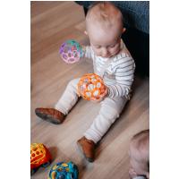 OBALL Hračka Oball RATTLE 10 cm 0m+ orange + 50 ml Aquaint