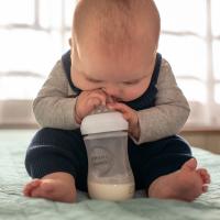 AVENT FĽAŠA Natural Response 260 ml