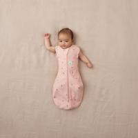 ERGOPOUCH Zavinovačka a vak na spanie 2v1 Cocoon Daisies 3-6 m, 6-8 kg, 0,2 tog