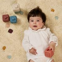 Miniland - zabawki edukacyjne Miniland Mäkké senzorické kocky pre bábätká (sada)