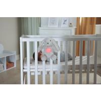 Cloud b® Love Light Buddies - Billy Bunny ™ Nočné svetielko s melódiou, Zajko, 0m+