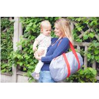 Baby to love BabyToLove Roll n' Go Prenosný organizér na postieľku - biele hviezdičky