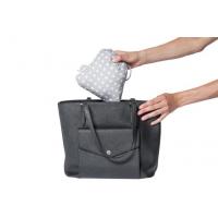 Baby to love BabyToLove Nomade Látková cestovná stolička s navlečením na opierku – biele hviezdičky