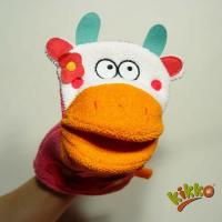 XKKO Rukavica na kúpanie s bábkou - Kravička