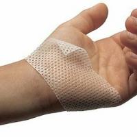 MOLNLYCKE MEPITEL Kontaktný obväz Safetac, 7,5 x 10 / bal. 10 ks