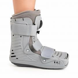 QMED AIR WALKING BOOT Ortéza na nohu nízka, veľ. S