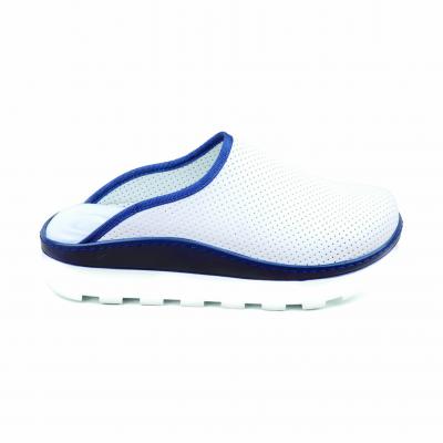 Carine LUX SABO, Profesionálna lekárska obuv s perforáciou NT 052, biela/modrá, veľ. 39
